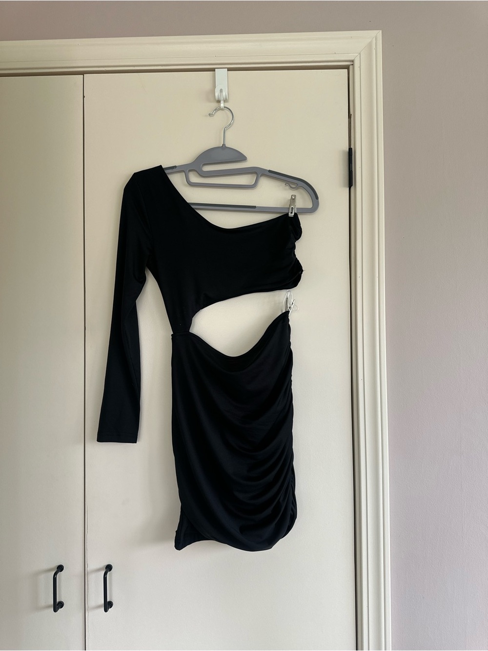 Black One-Shoulder Cutout Ruched Women’s Dress